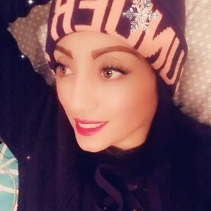 Meet your Posher, Isabella